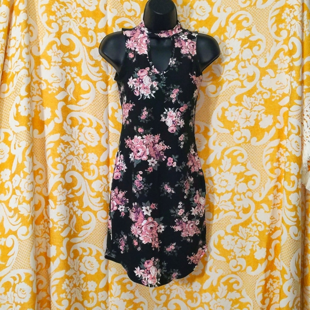 NEXT Question Dress size small NWOT